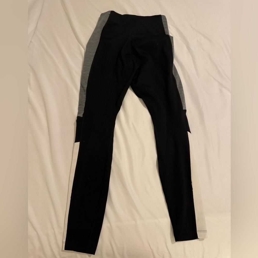 Nike Kids Leggings in Black and Gray